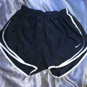 Nike One Shorts